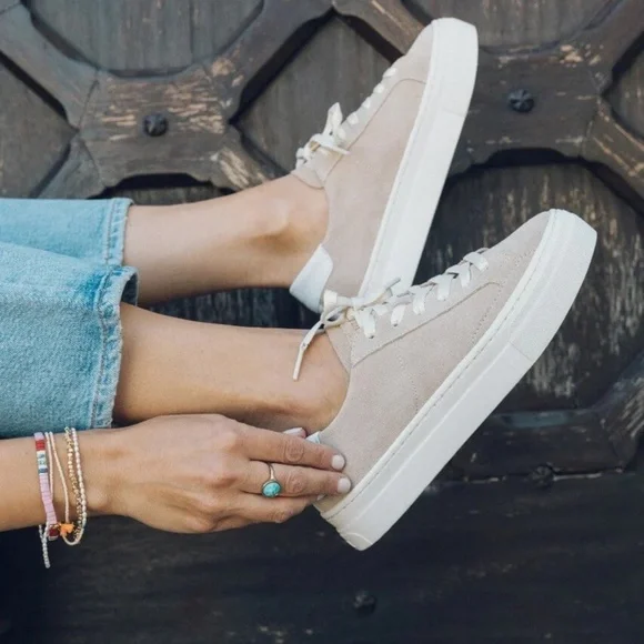 Soludos Women's The Ibiza Platform Sneaker 6 Sand Suede Casual Travel Neutral - Picture 3 of 12